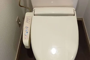 旭区　トイレリフォーム　ビフォー
